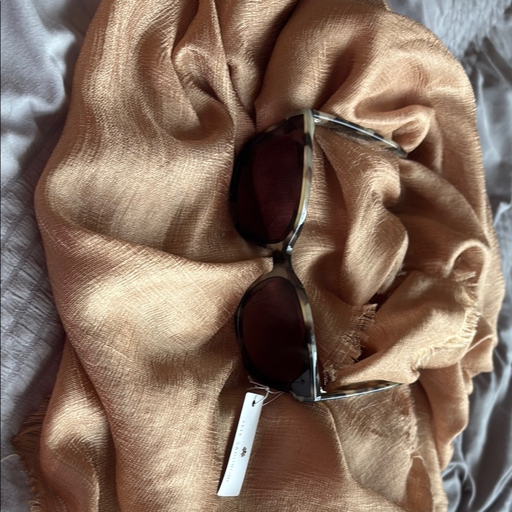 Lele Sadoughi Brown Sunglasses Timeless Accessories